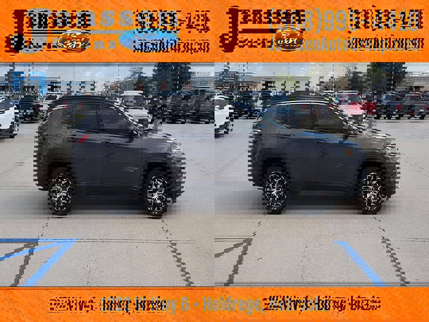 Used 2024 Jeep Compass Limited image 4