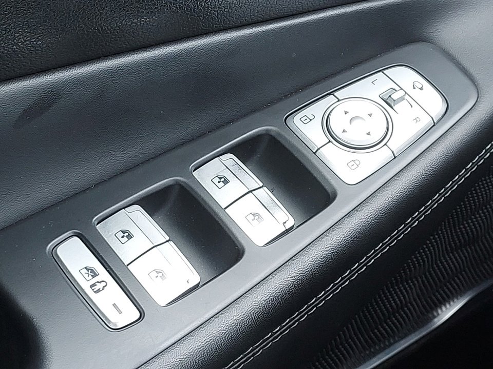 Used 2022 Hyundai Santa Fe Calligraphy image 30