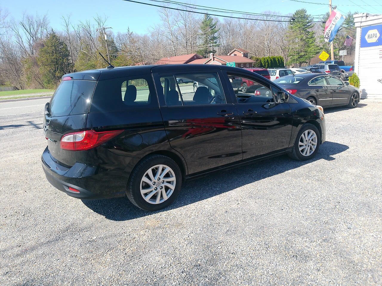 Used 2012 MAZDA MAZDA5 Sport FWD image 4