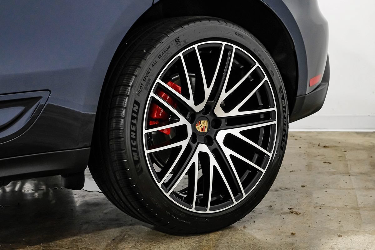 Used 2022 Porsche Macan S AWD/4WD image 53