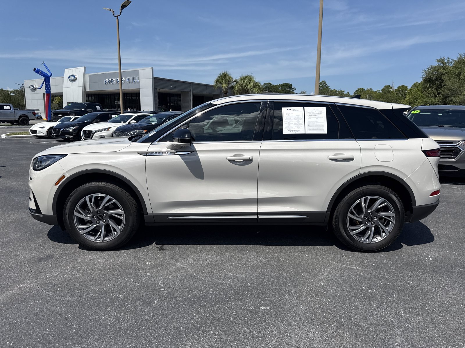 Used 2023 Lincoln Corsair FWD w/ Equipment Group 101A image 8