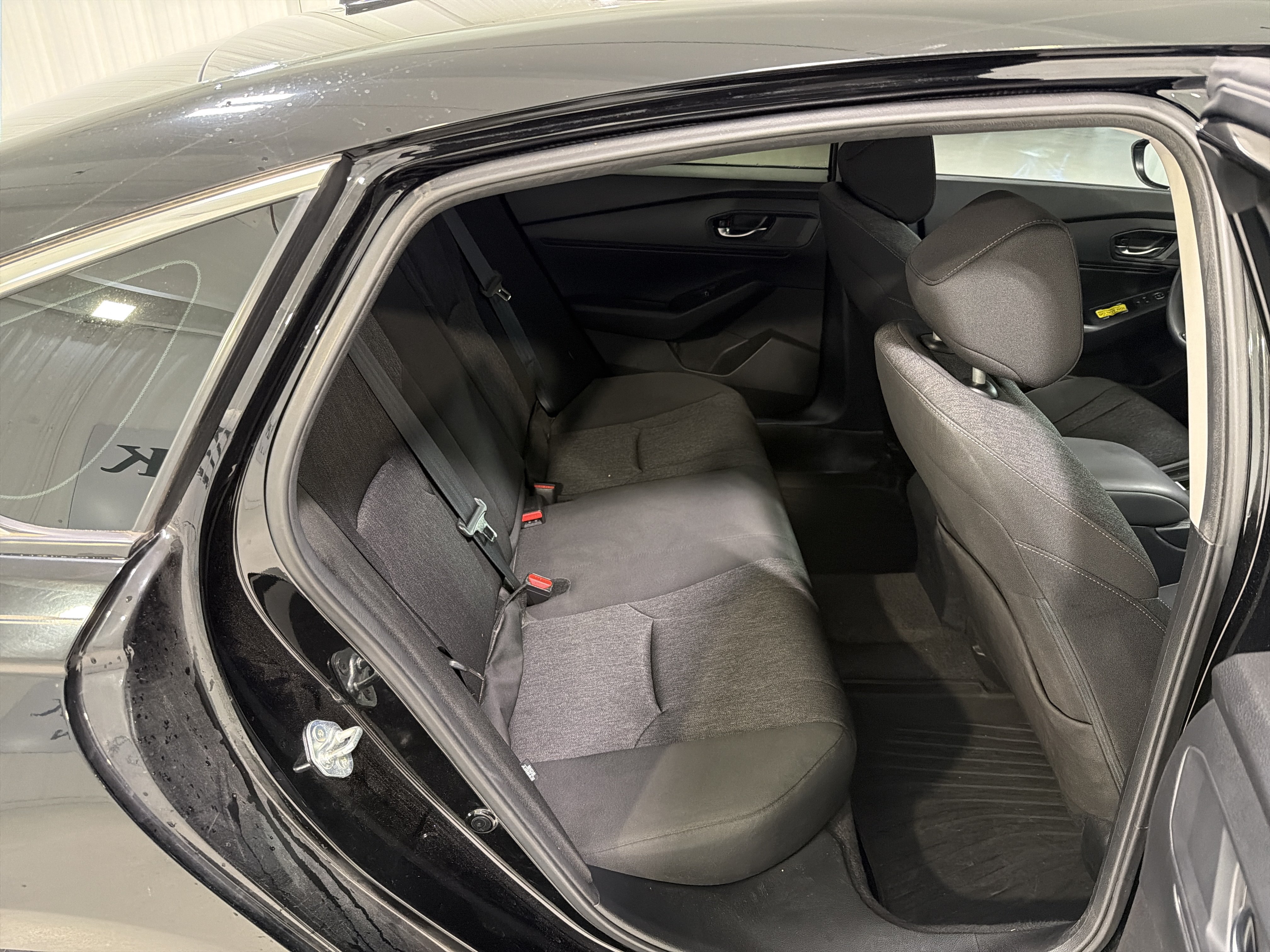 Used 2023 Honda Accord EX image 13