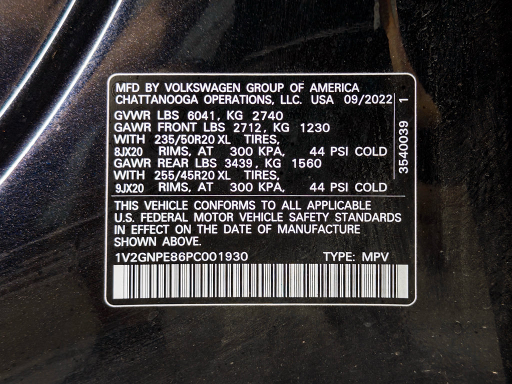 Used 2023 Volkswagen ID.4 Pro S Plus AWD/4WD image 28