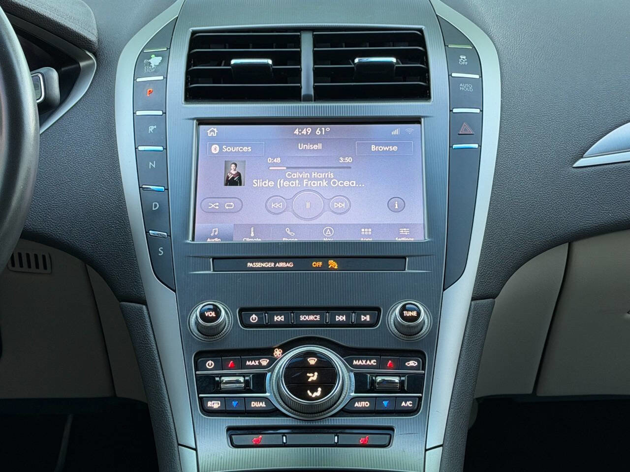 Used 2020 Lincoln MKZ AWD w/ Convenience Package image 25