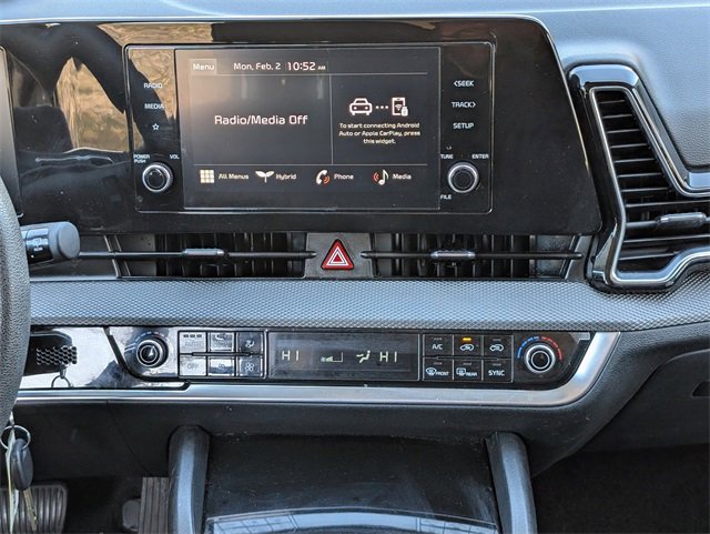 Used 2023 Kia Sportage LX image 16