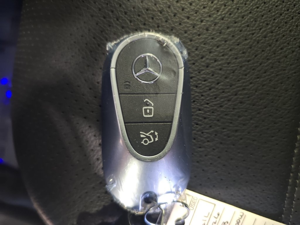 Certified 2026 Mercedes-Benz GLC 300 image 37