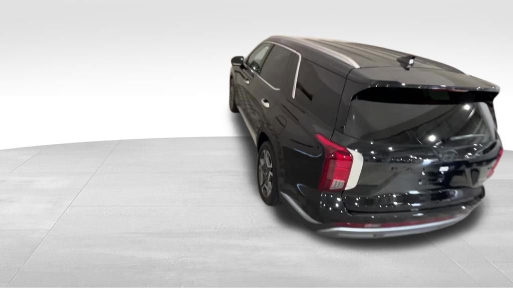 Certified 2025 Hyundai Palisade SEL image 11