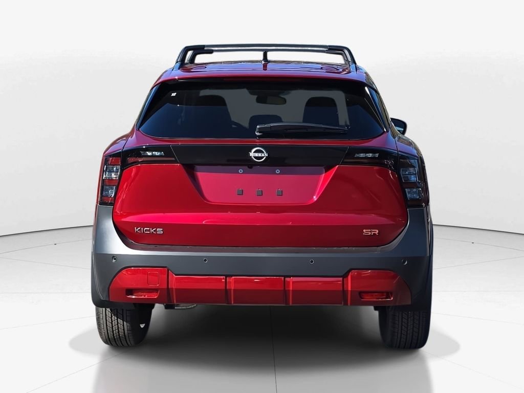 New 2026 Nissan Kicks SR w/ SR Premium Package FWD image 6