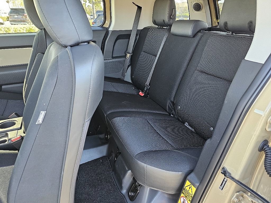 Used 2014 Toyota FJ Cruiser 4WD w/ Upgrade Package image 24