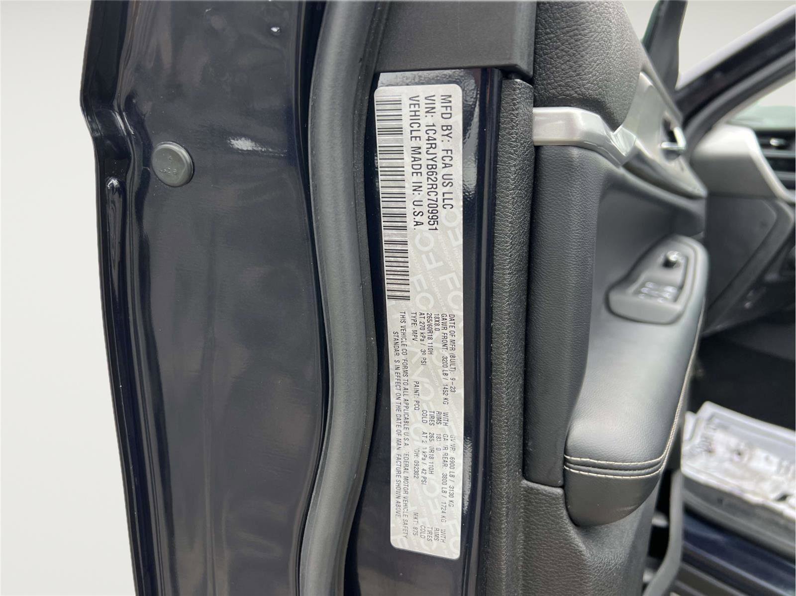 Used 2024 Jeep Grand Cherokee Limited 4xe image 19