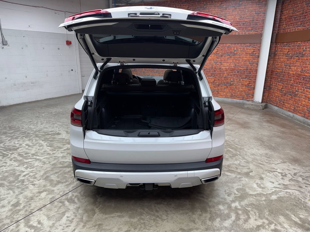 Used 2022 BMW X5 xDrive40i w/ Premium Package AWD/4WD image 25