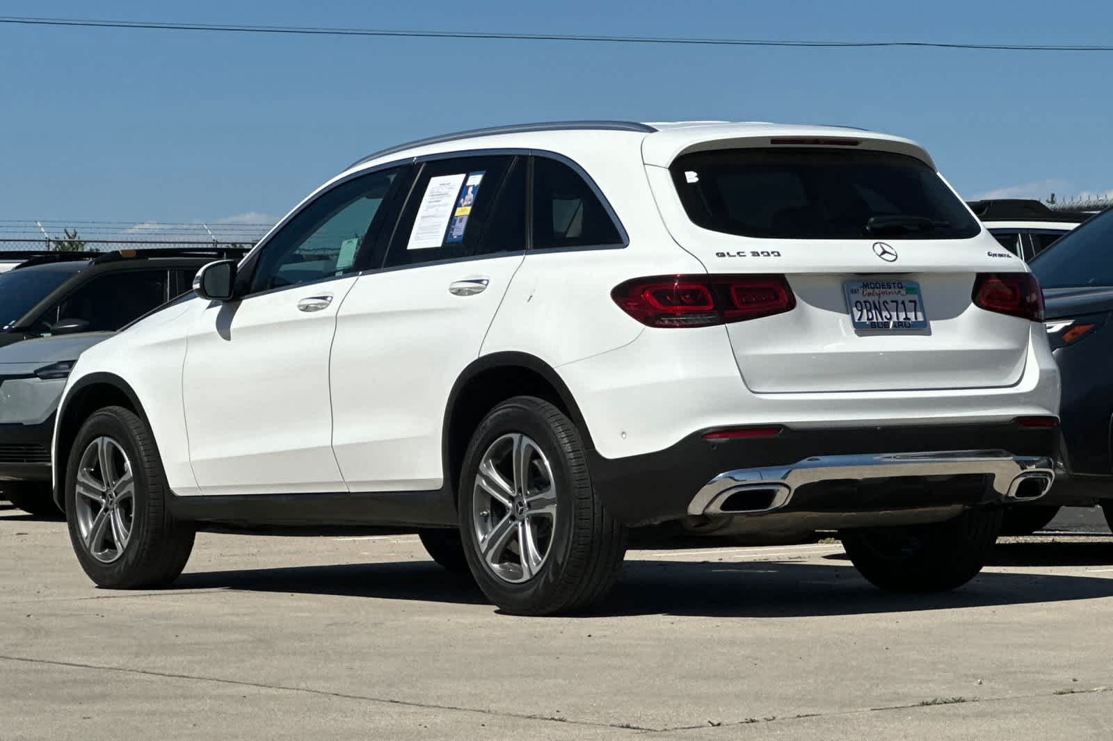 Used 2022 Mercedes-Benz GLC 300 4MATIC image 5