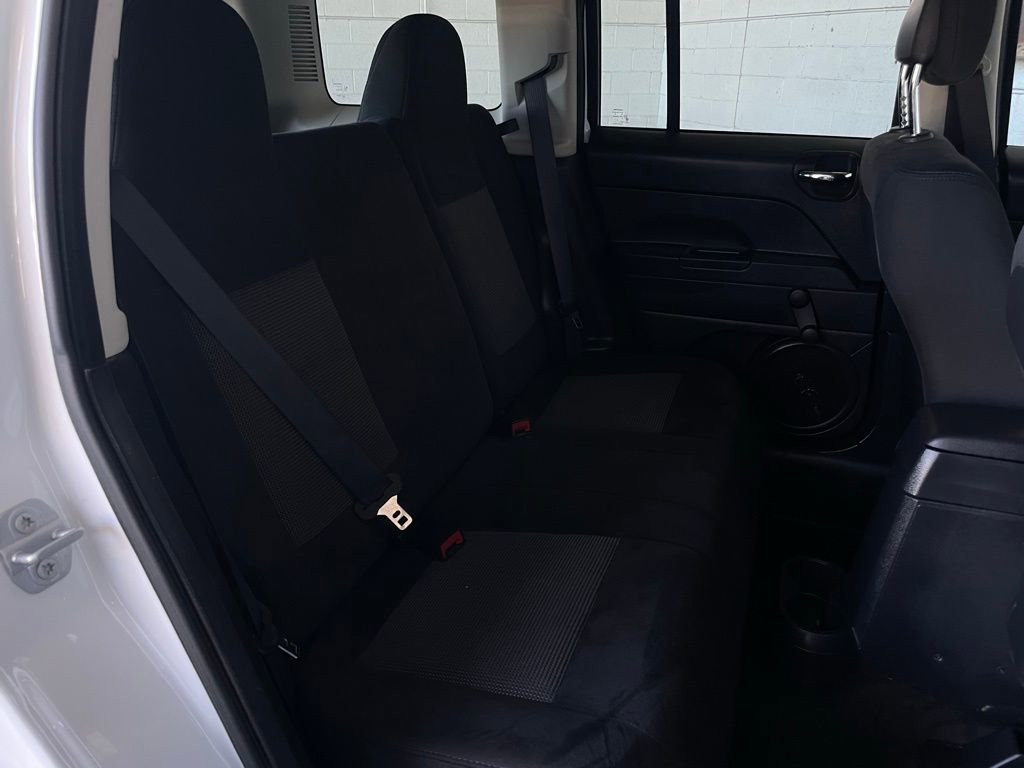 Used 2017 Jeep Patriot Sport image 16