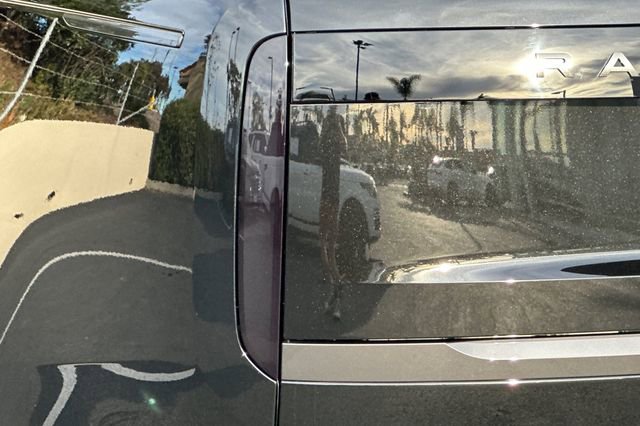 New 2026 Land Rover Range Rover SE image 26