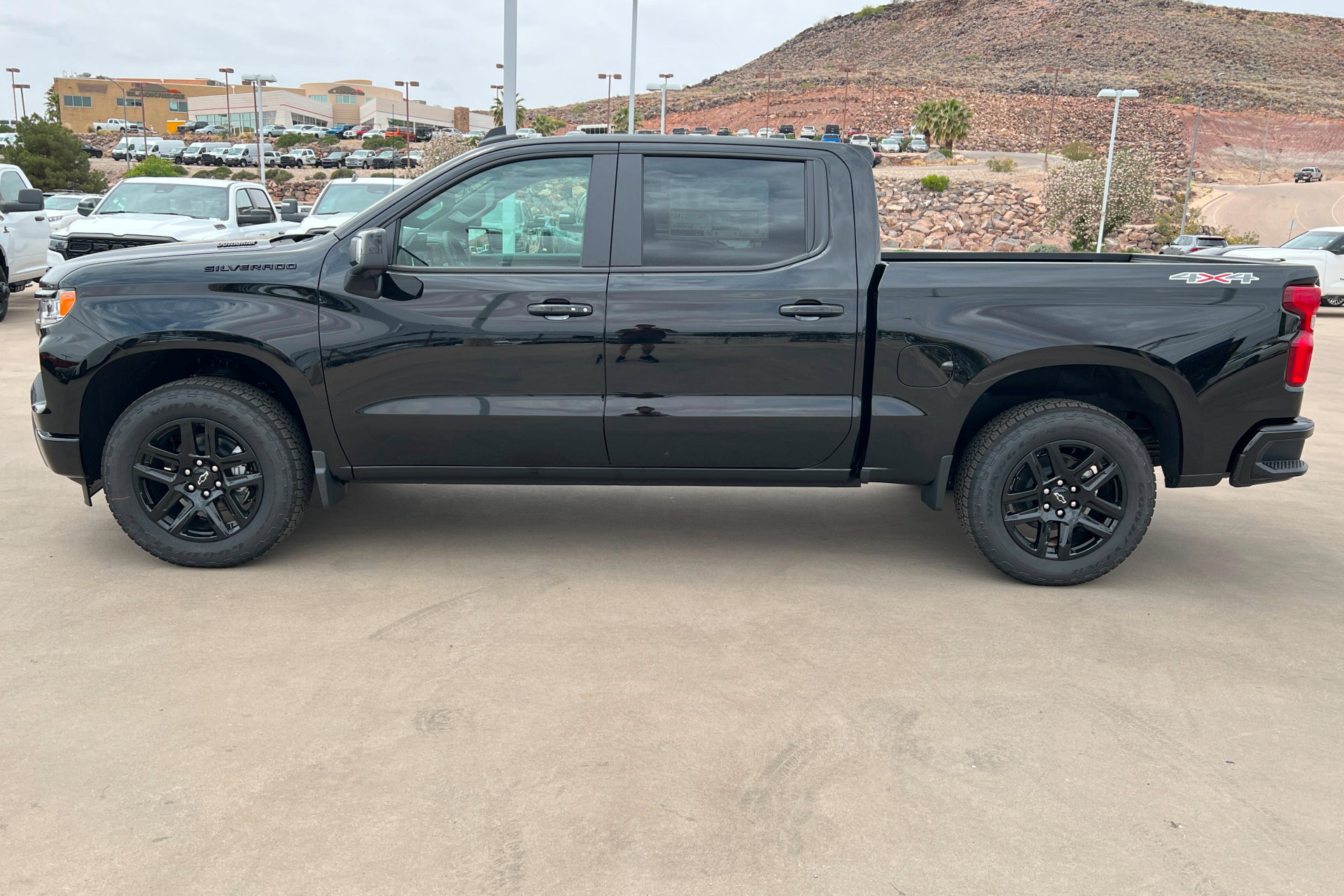 New 2026 Chevrolet Silverado 1500 RST w/ RST All Star Premium Package AWD/4WD image 2