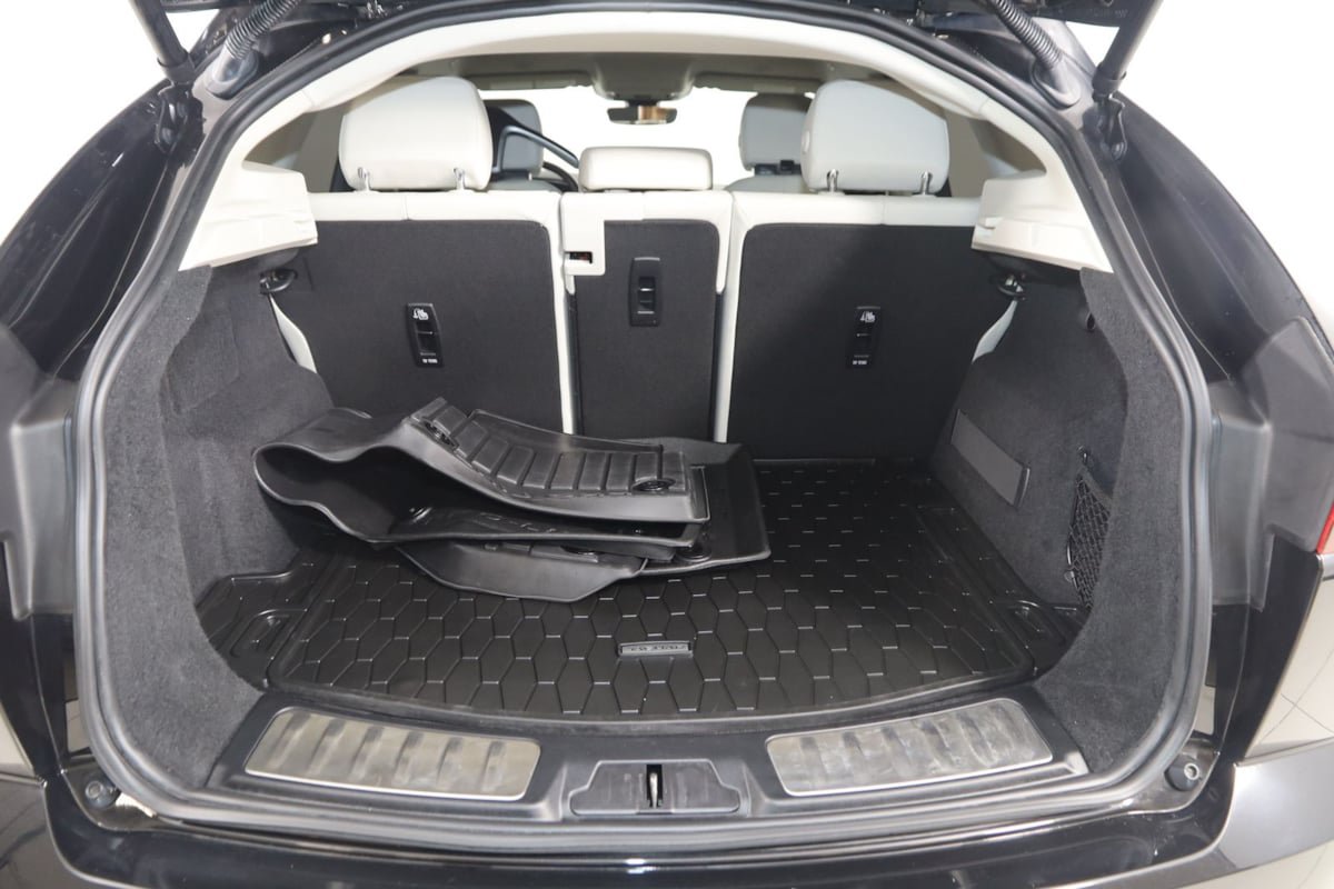 Used 2022 Jaguar E-PACE SE AWD/4WD image 51