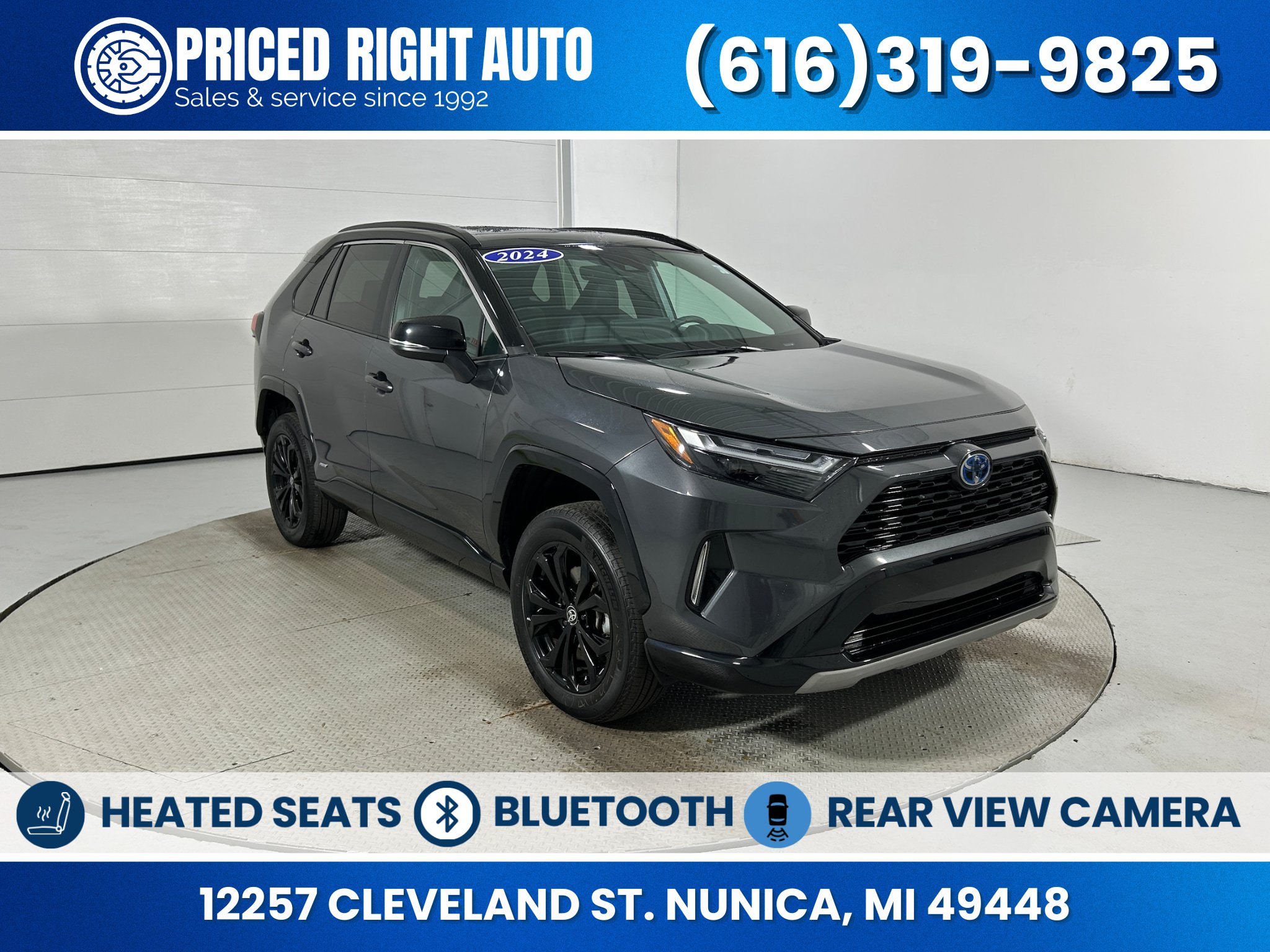 Used 2024 Toyota RAV4 XSE AWD/4WD image 1
