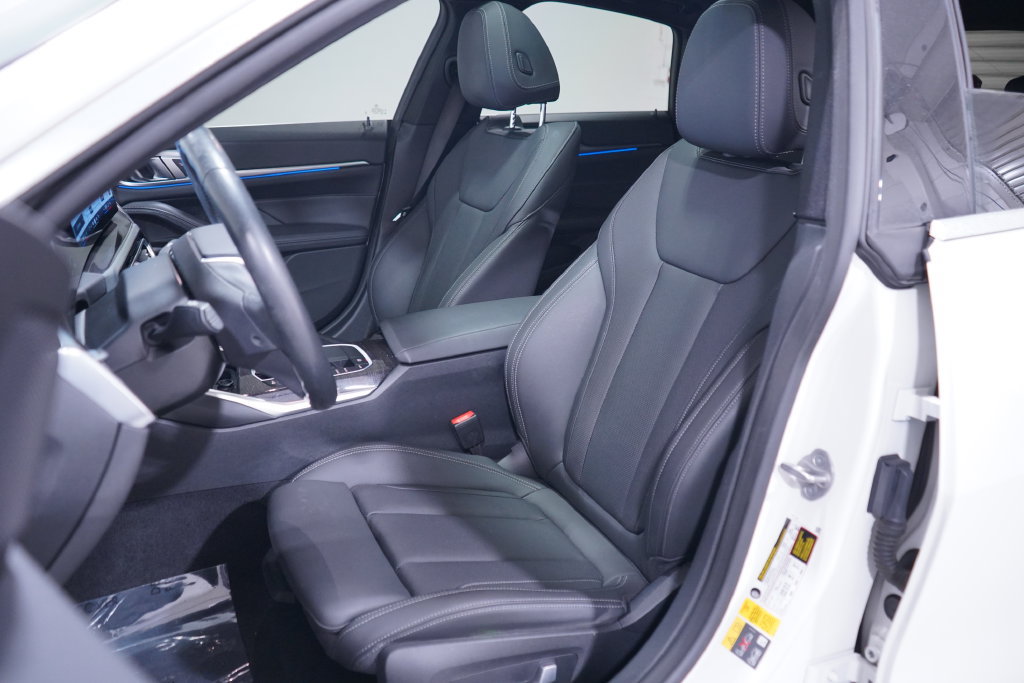 Used 2024 BMW i4 eDrive35 w/ Convenience Package RWD image 7