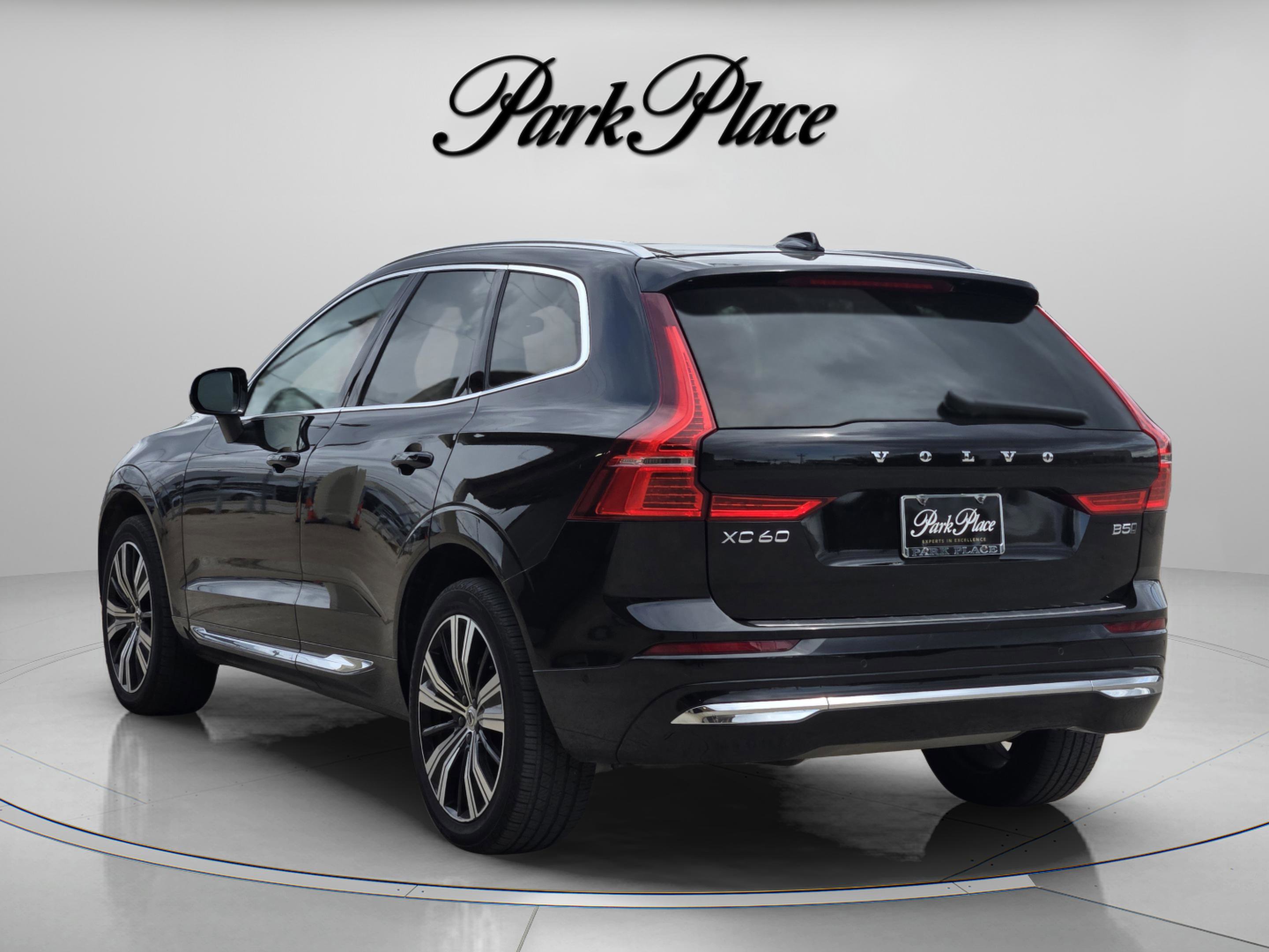 Used 2023 Volvo XC60 B5 Plus w/ Protection Package Premier AWD/4WD image 4