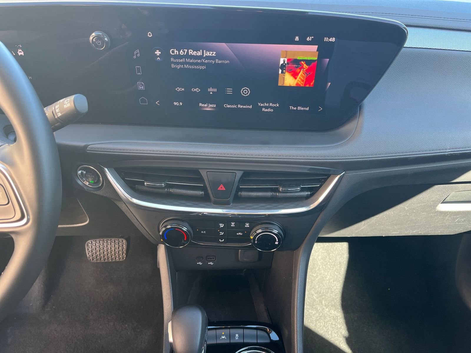 Used 2025 Buick Encore GX Preferred image 17