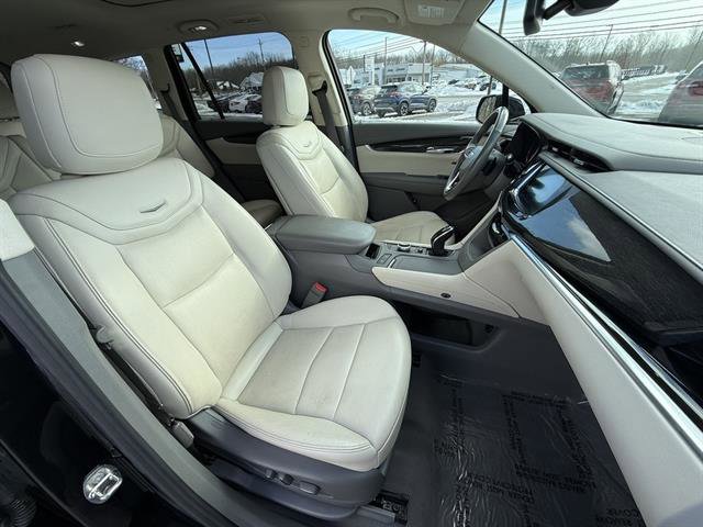 Used 2020 Cadillac XT6 Premium Luxury image 29