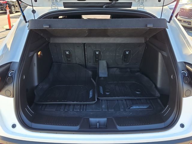 Used 2025 Chevrolet Trax RS w/ Sunroof Package image 20