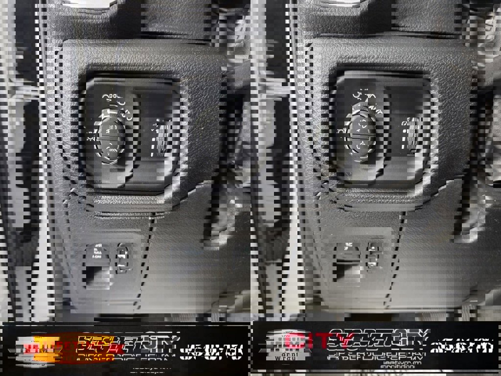 Used 2022 RAM 1500 Big Horn image 14