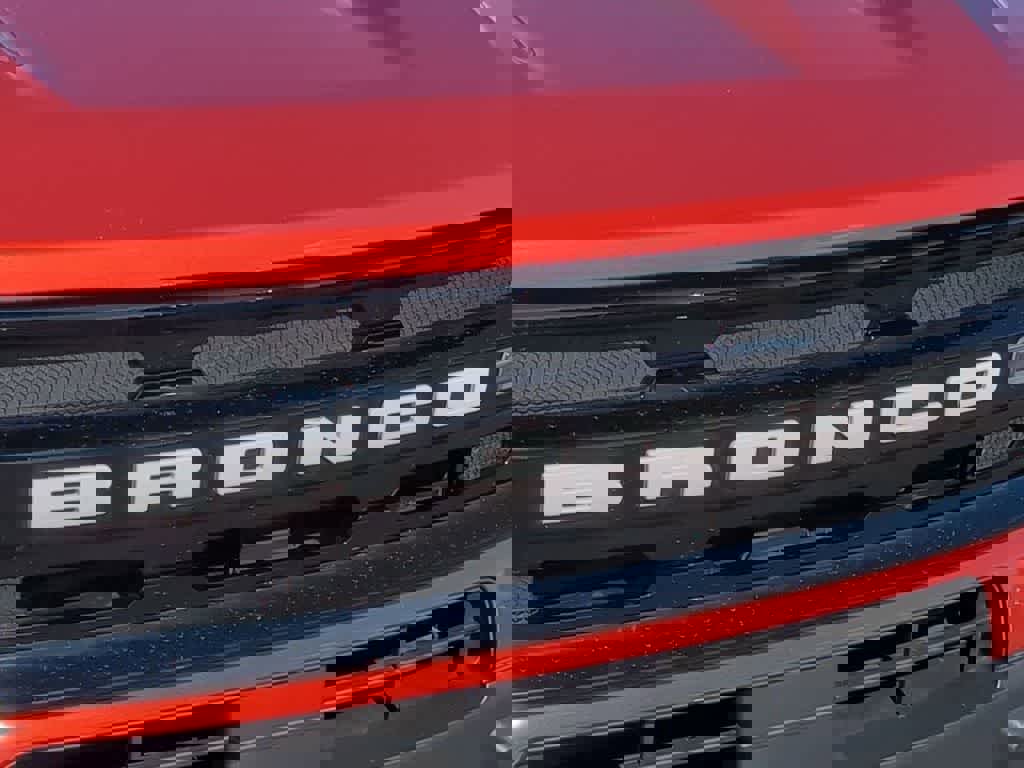 Used 2024 Ford Bronco Sport Outer Banks w/ Tech Package image 12