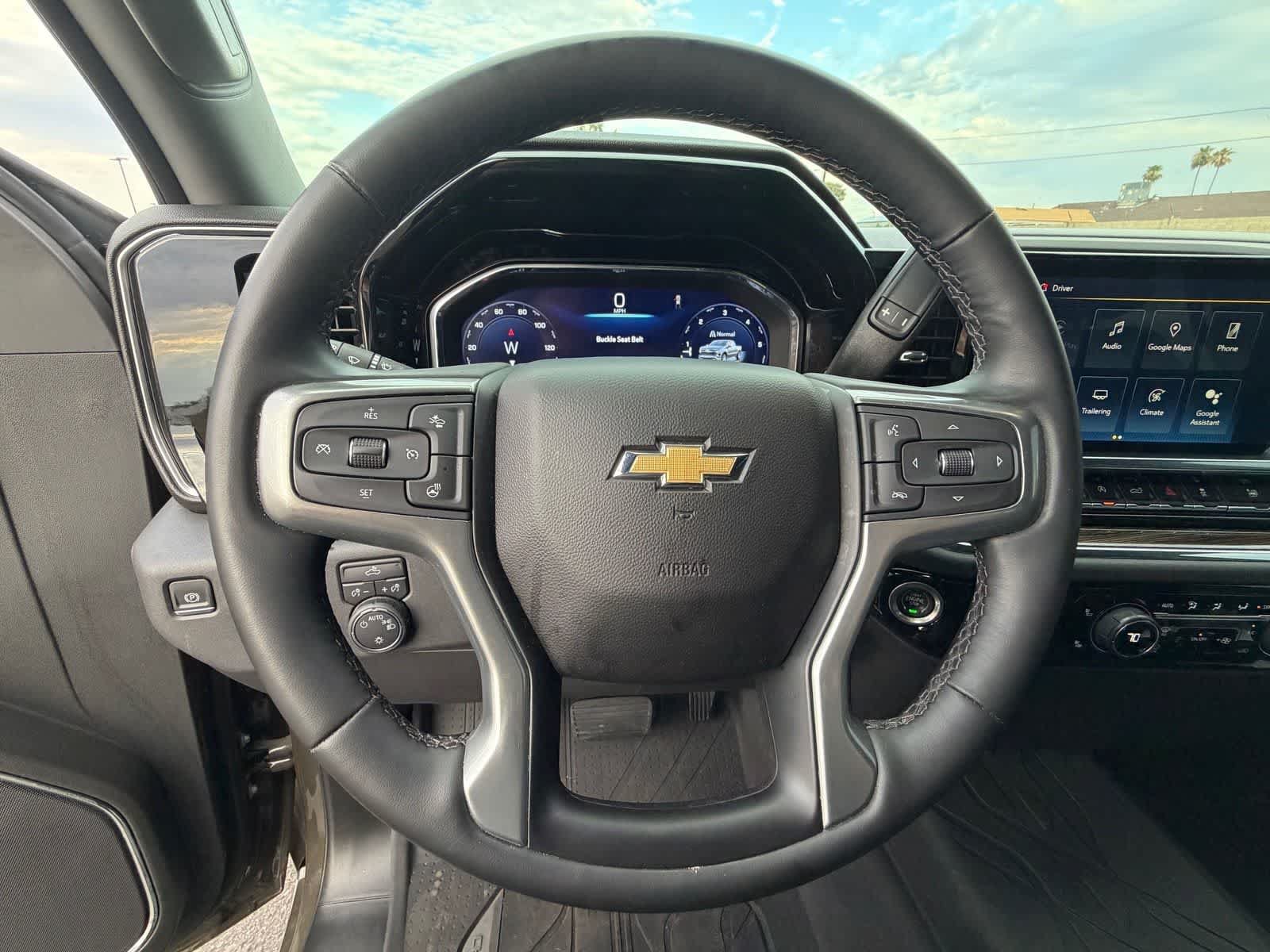 Used 2023 Chevrolet Silverado 1500 LT w/ Convenience Package II RWD image 10