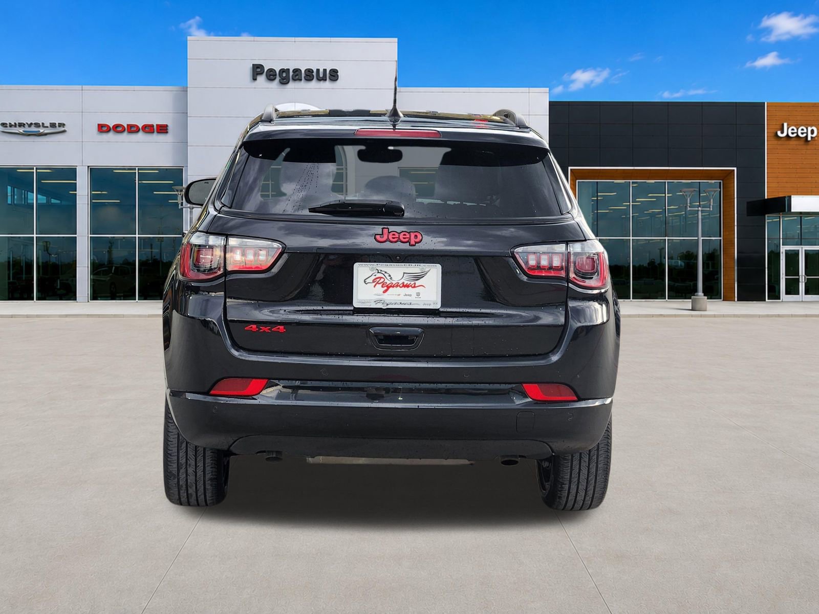 Used 2023 Jeep Compass Limited AWD/4WD image 8