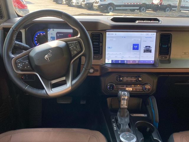 Used 2022 Ford Bronco Outer Banks AWD/4WD image 8