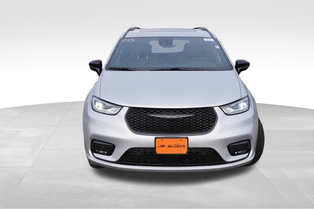 New 2026 Chrysler Pacifica Limited w/ S Appearance Package AWD/4WD image 9