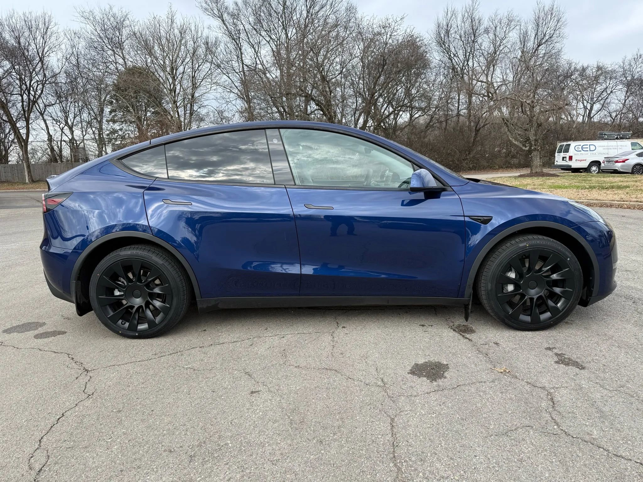 Used 2023 Tesla Model Y Long Range image 5