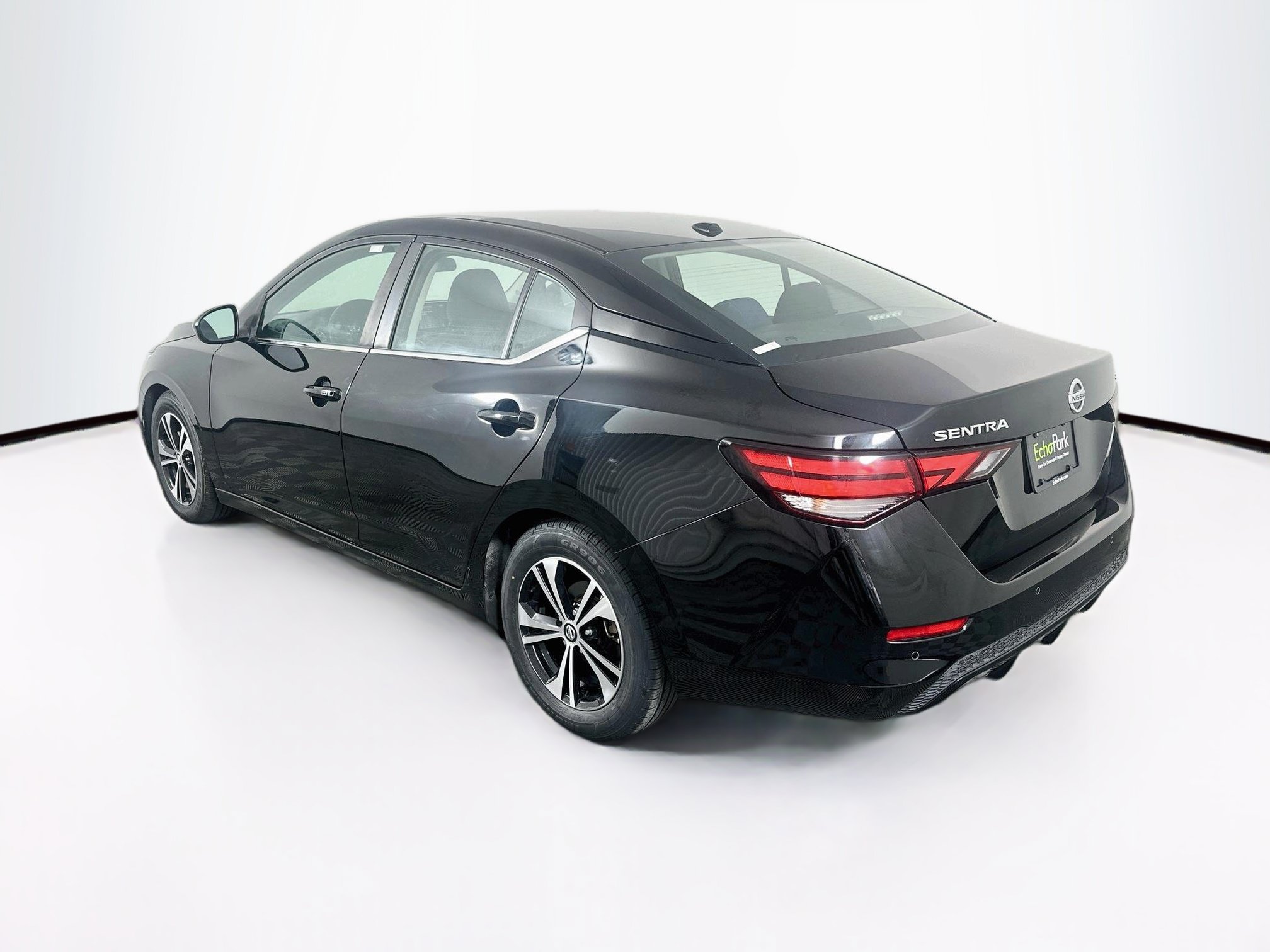 Used 2022 Nissan Sentra SV FWD image 5