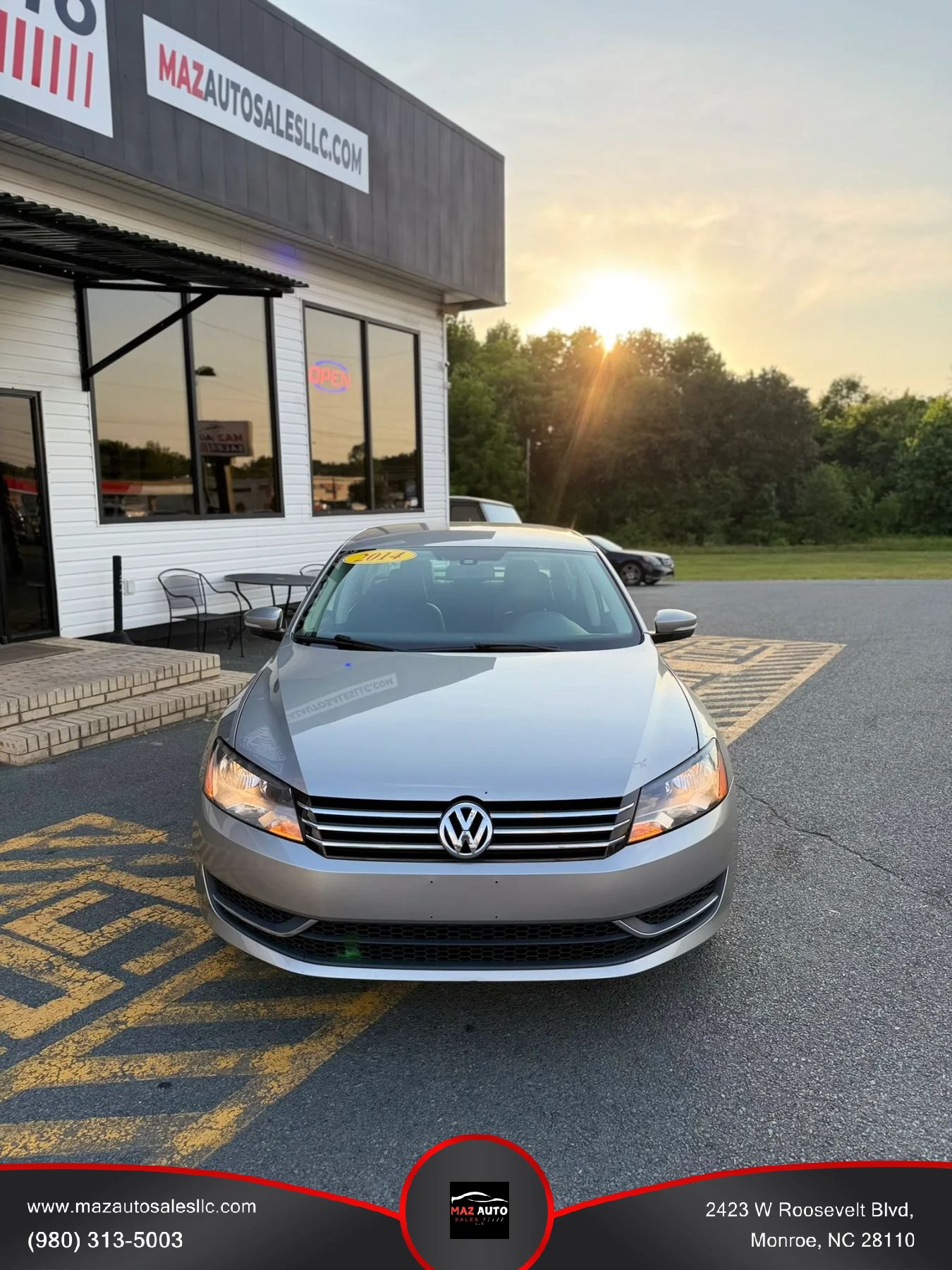 Used 2014 Volkswagen Passat 1.8T Wolfsburg Edition FWD image 2