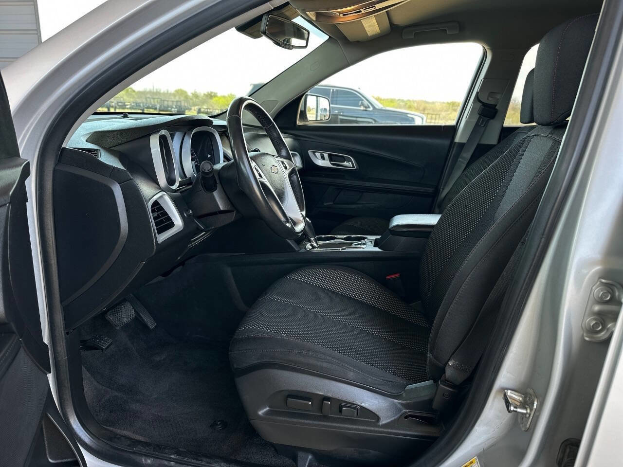 Used 2016 Chevrolet Equinox LT w/ Convenience Package image 10