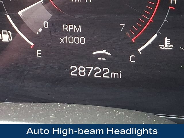 Used 2025 GMC Yukon XL Denali AWD/4WD image 6