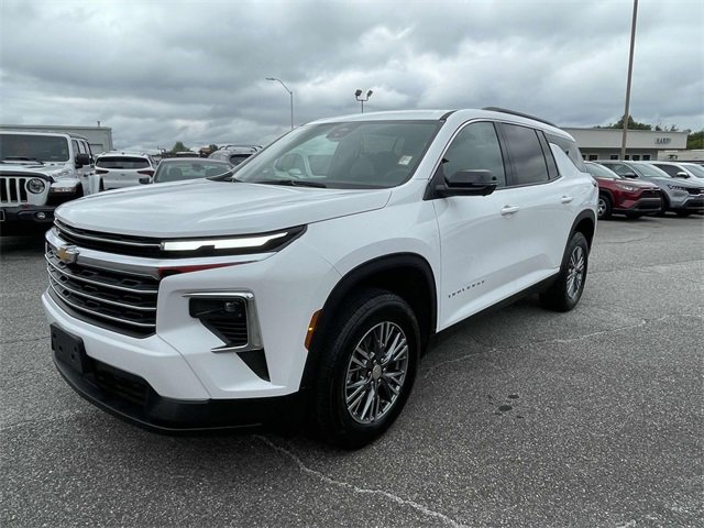 Certified 2024 Chevrolet Traverse LT image 9