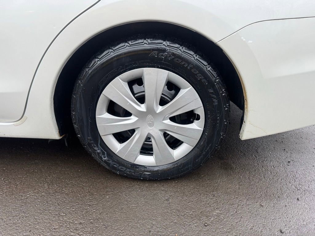 Used 2013 Subaru Impreza 2.0i image 16