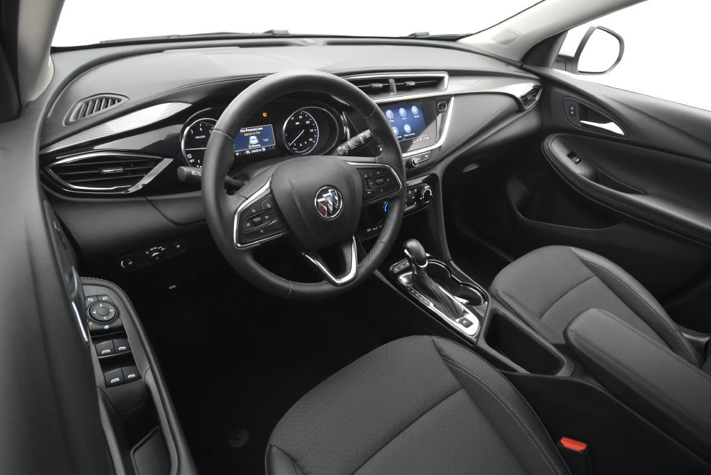 Used 2023 Buick Encore GX Preferred w/ Cold Weather Comfort Package AWD/4WD image 28