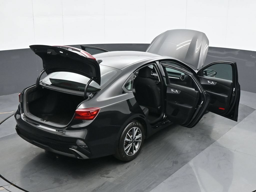 Used 2023 Kia Forte LXS FWD image 39