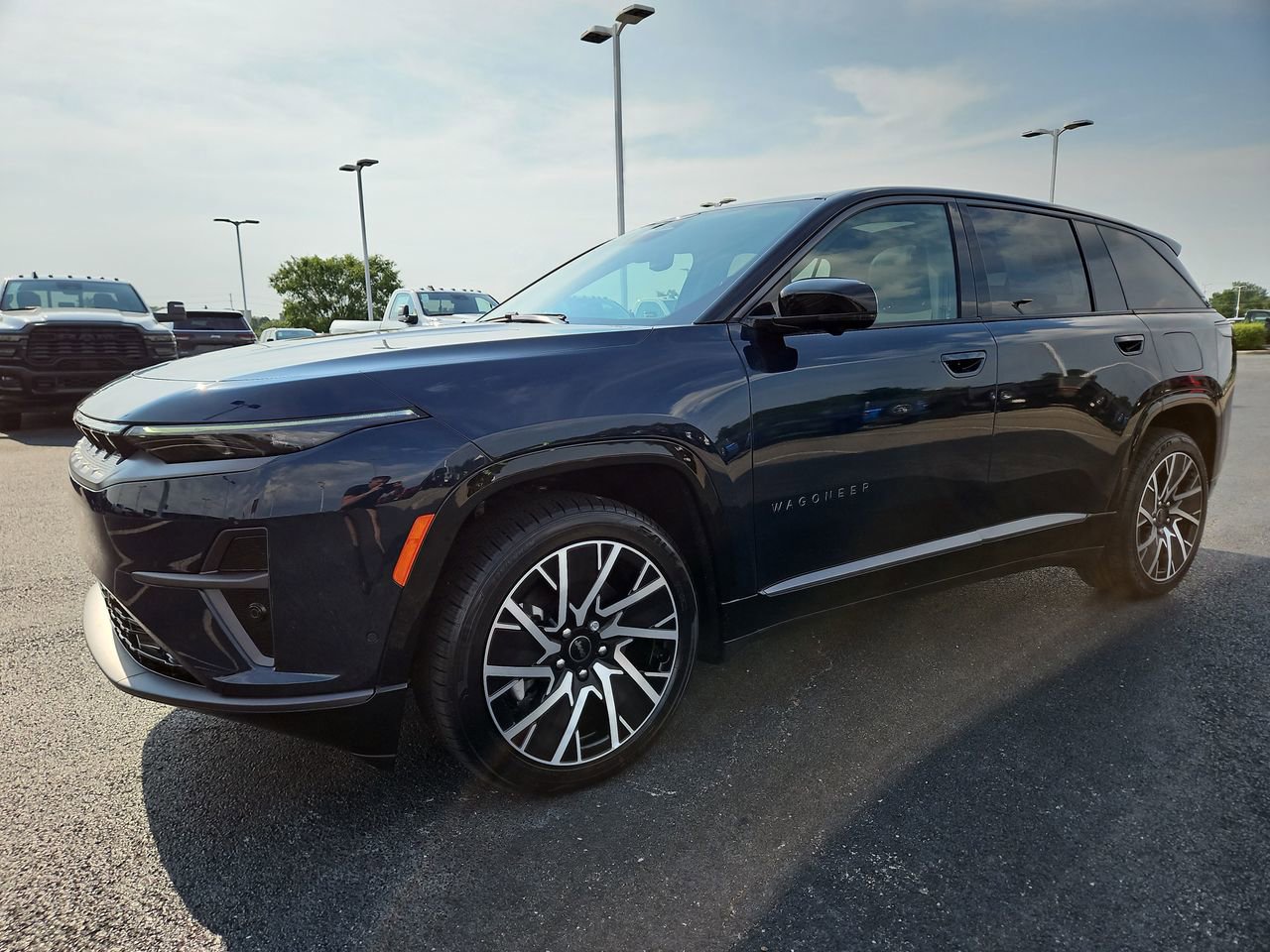 New 2025 Jeep Wagoneer S Limited image 3