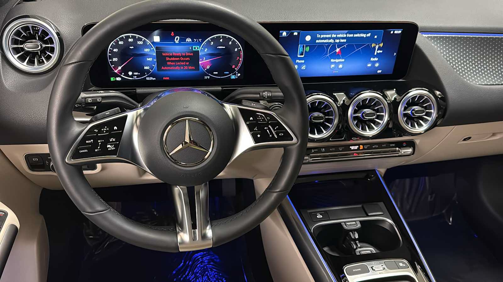 Used 2025 Mercedes-Benz GLA 250 4MATIC image 25