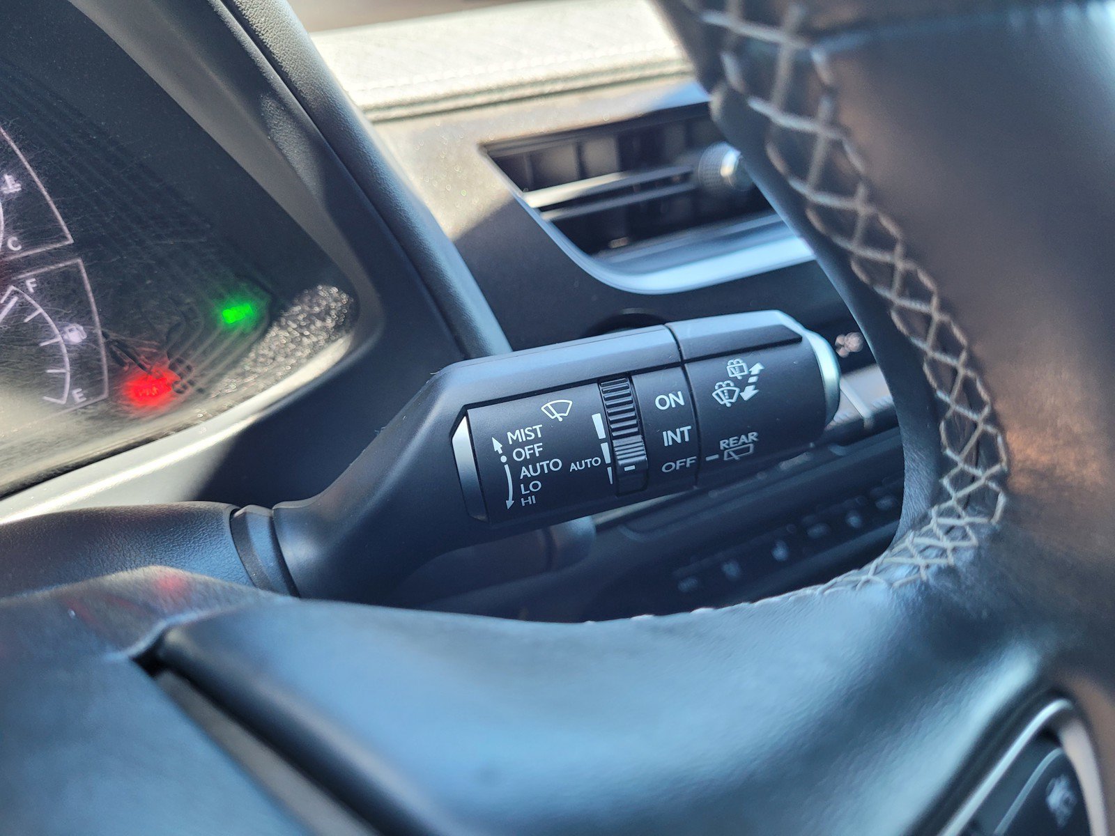 Used 2019 Lexus UX 250h w/ Premium Package AWD/4WD image 22