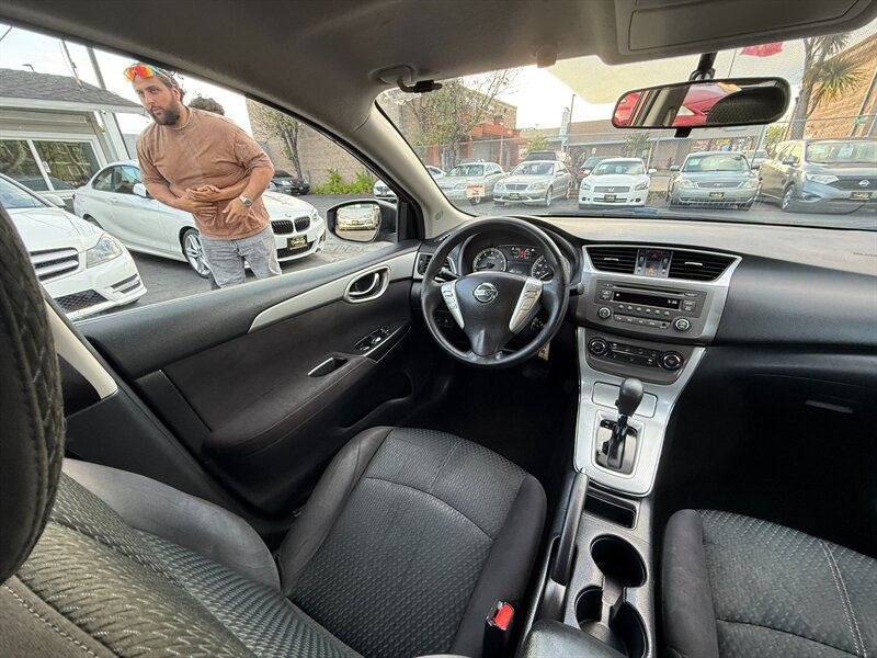 Used 2013 Nissan Sentra SR FWD image 14