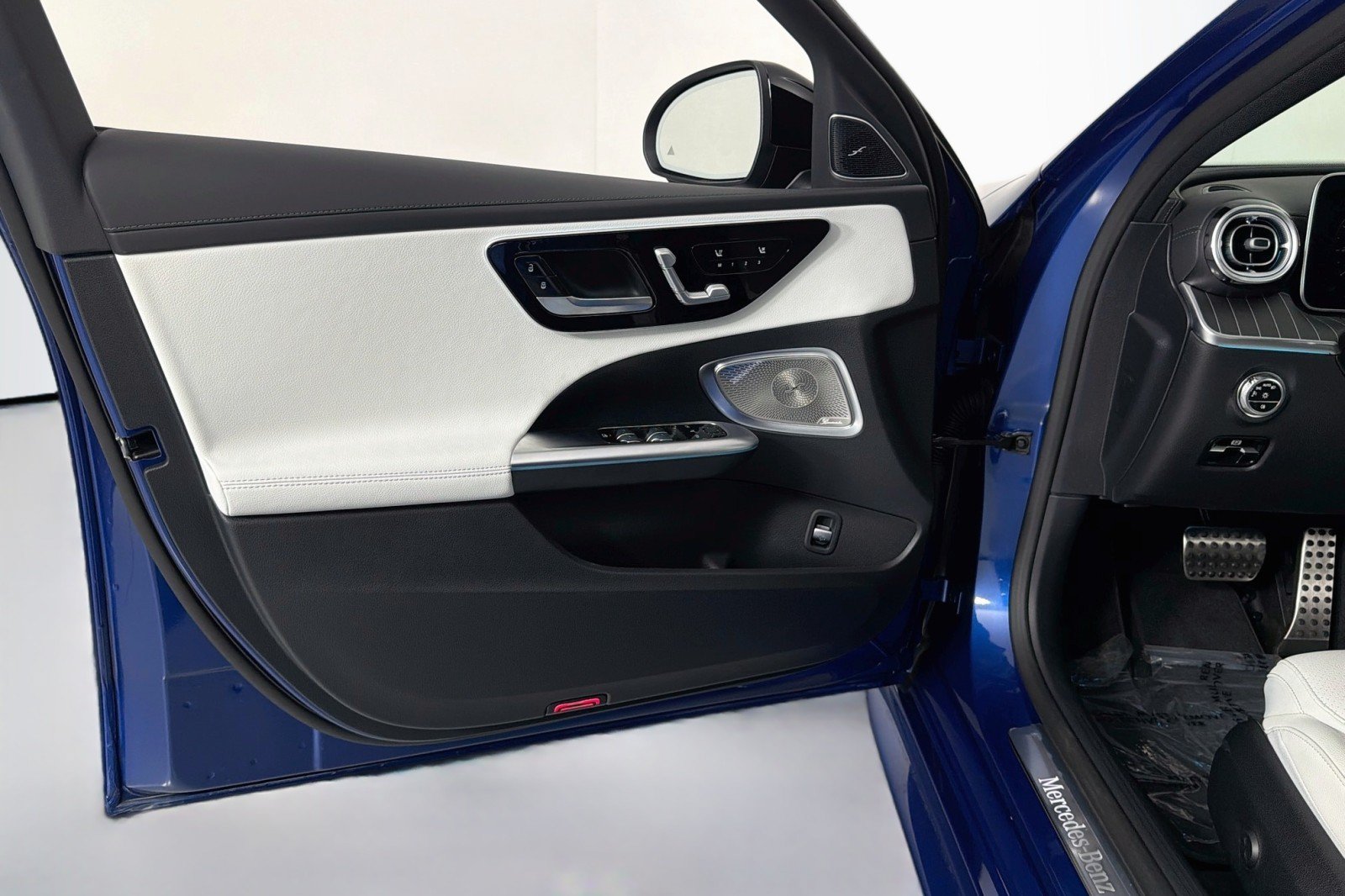 New 2026 Mercedes-Benz C 300 Sedan image 20