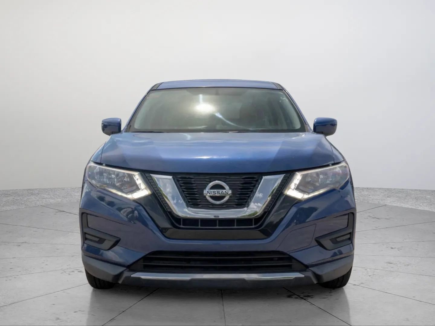 Used 2017 Nissan Rogue S image 9
