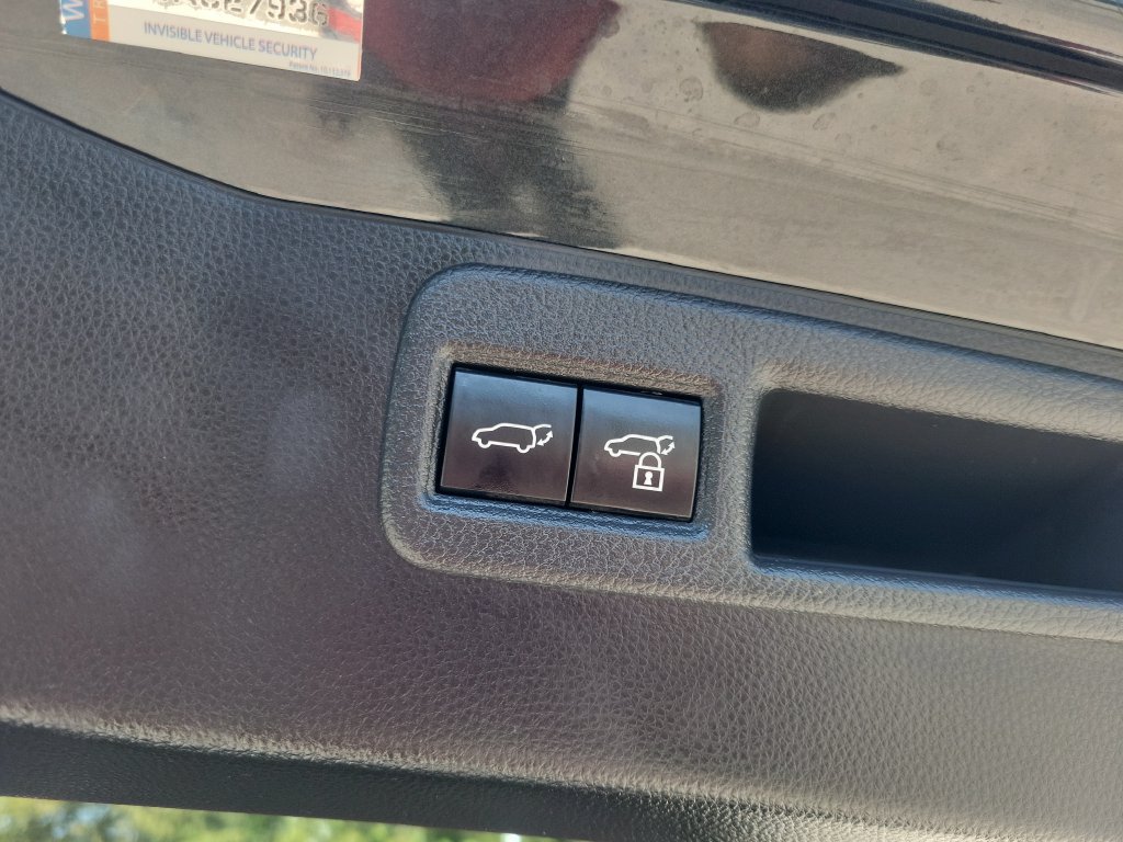 Certified 2024 Toyota Venza Limited AWD/4WD image 32