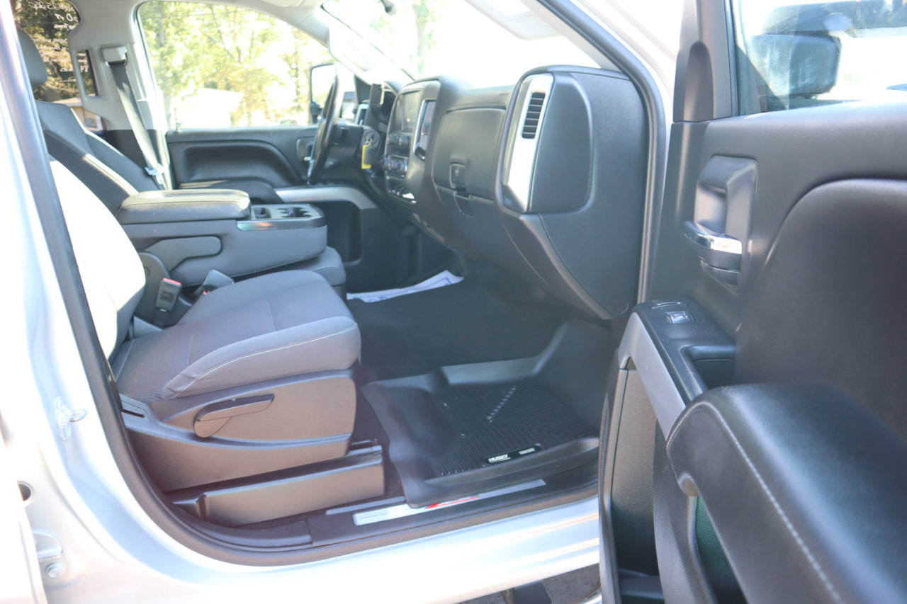 Used 2019 Chevrolet Silverado 2500 LT w/ All Star Edition image 16