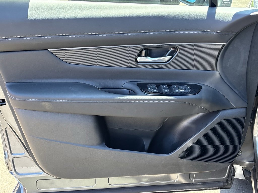 New 2025 Nissan Murano SV image 12